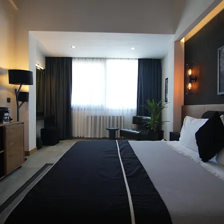 The Local House Hotell *